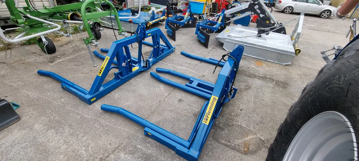 New Fleming Double Bale Handler - Image 4