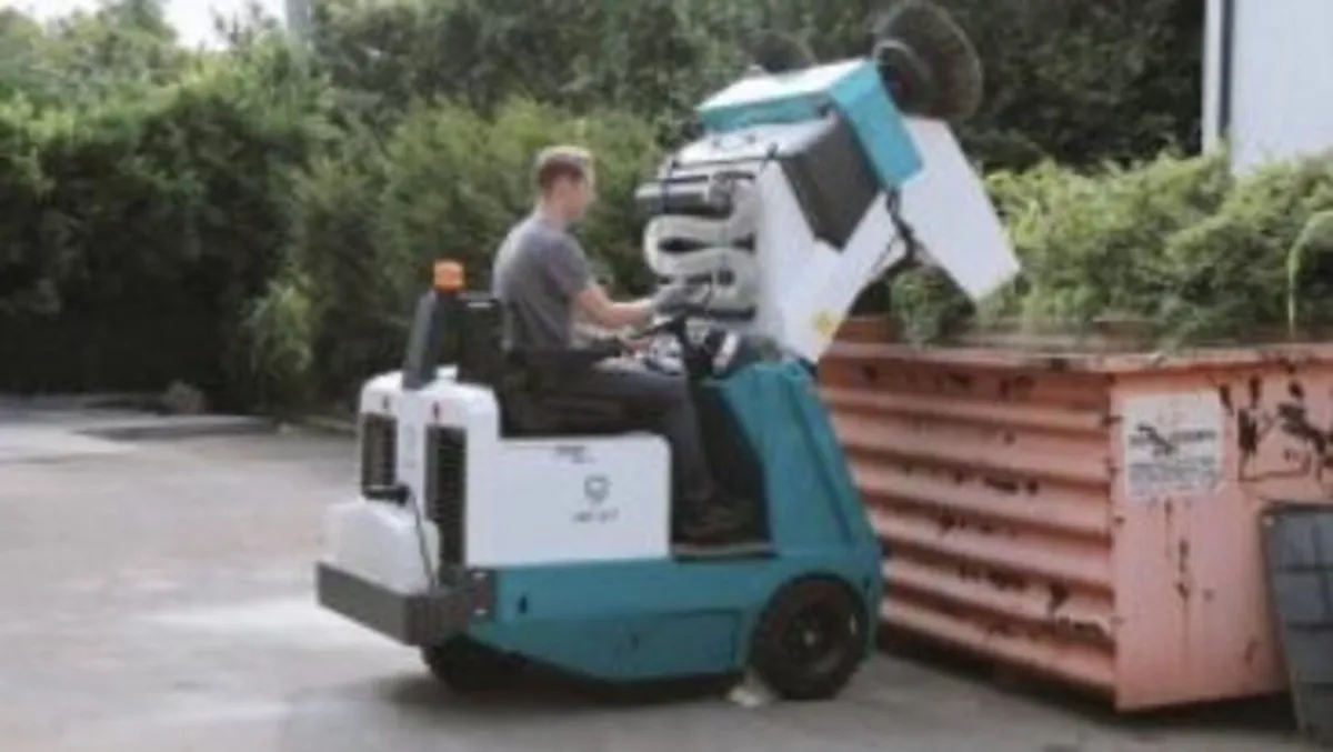 outdoor sweeper - Image 4