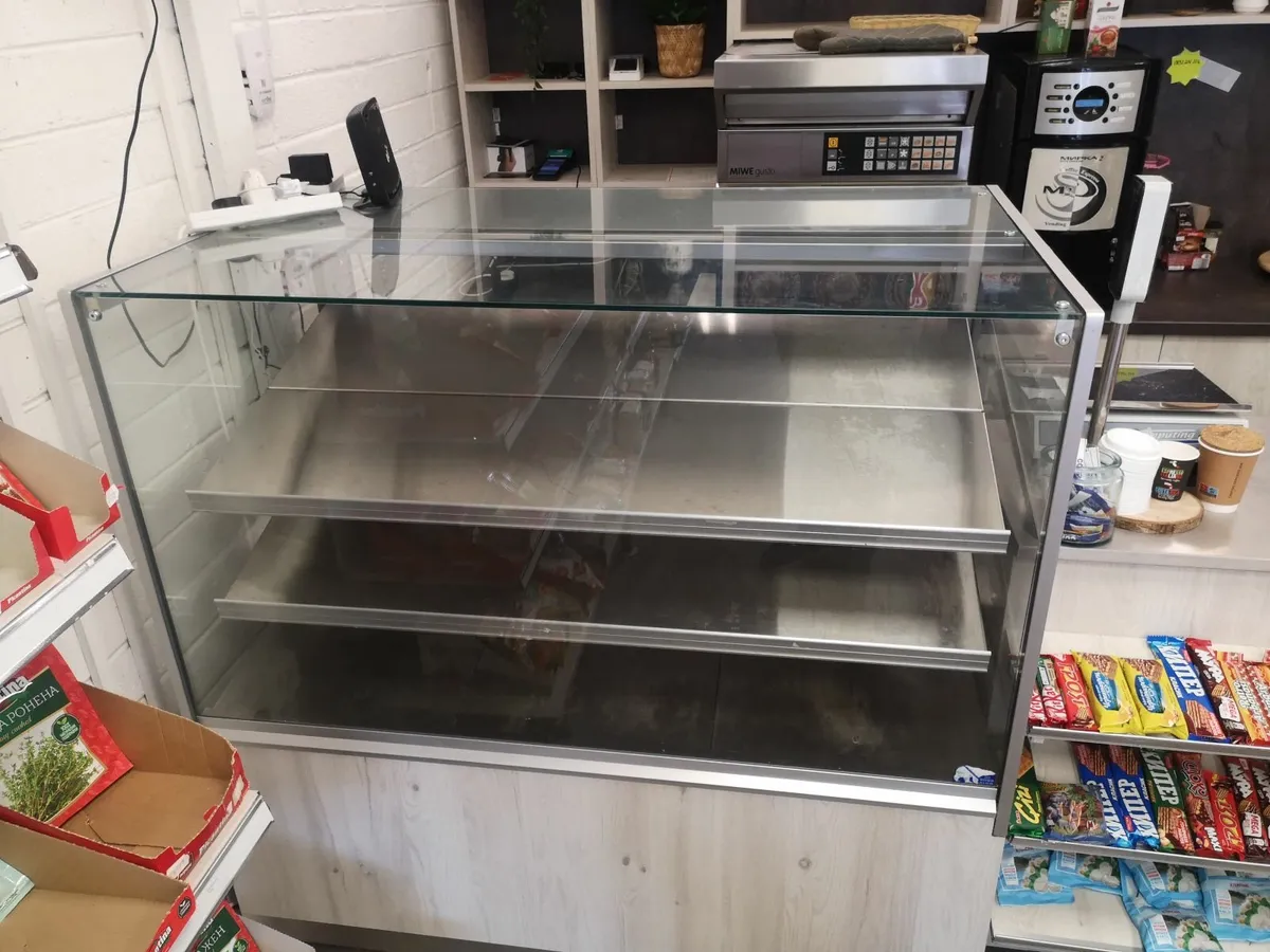 Hot Food Display - Image 1