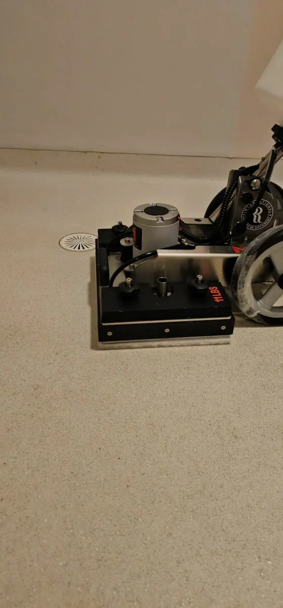 Green Clean MicroImpulse floor scrubber - Image 2