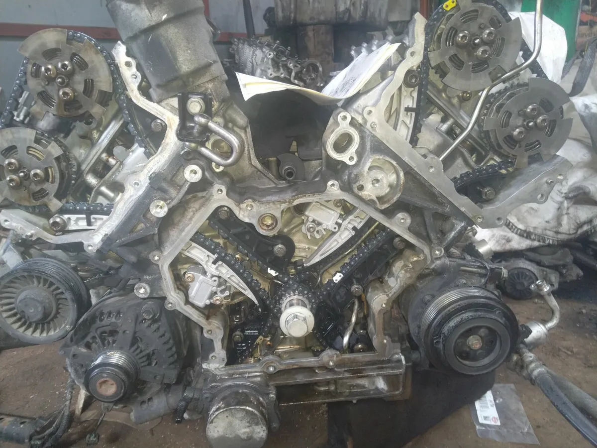 Land Rover Jaguar TIMING CHAIN REPLACMENT - Image 1