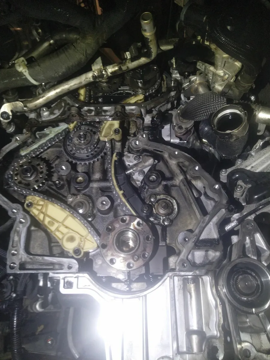 Land Rover Jaguar TIMING CHAIN REPLACMENT - Image 3