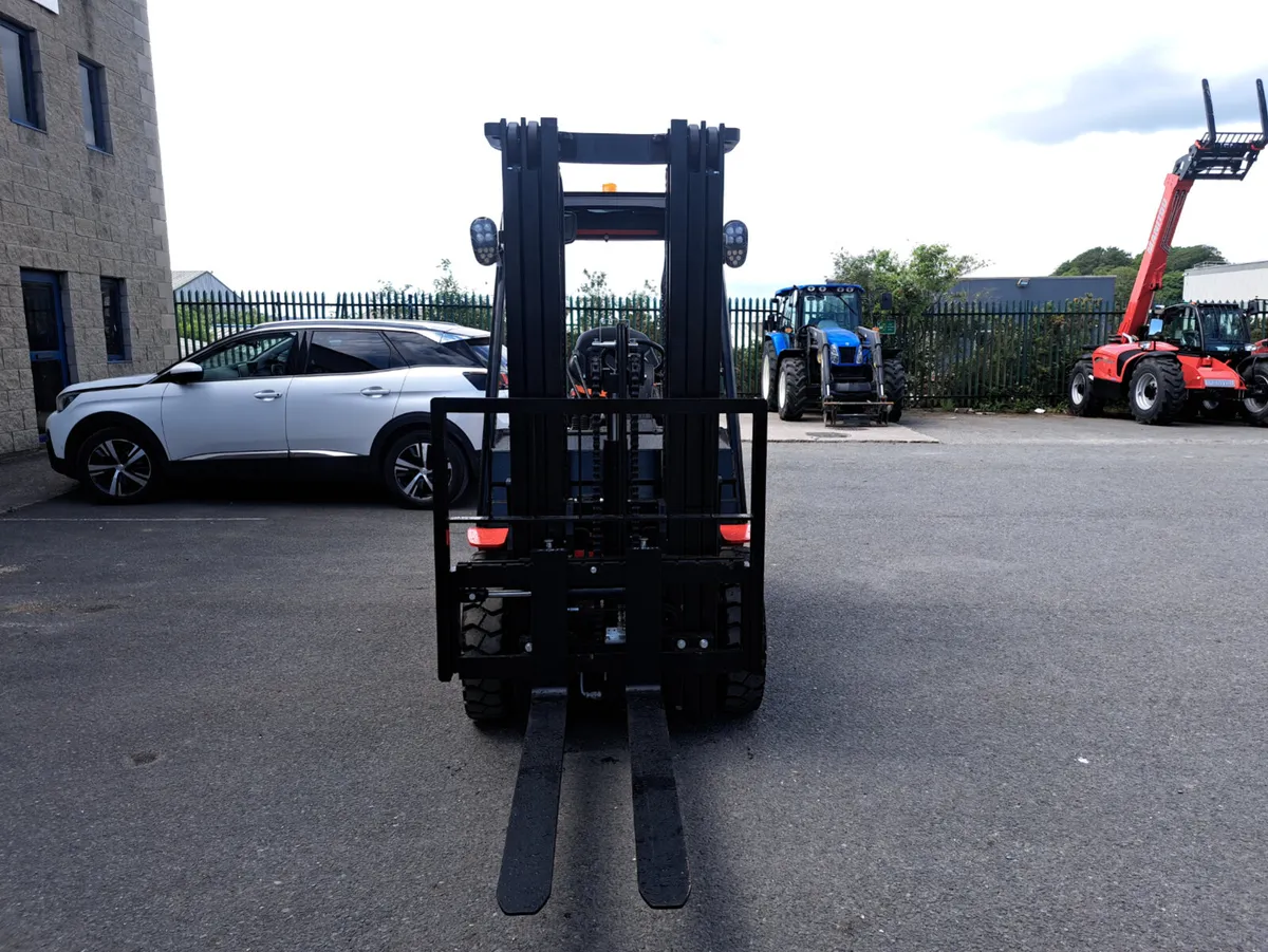 Manitou MI 25 D forklift - Image 4