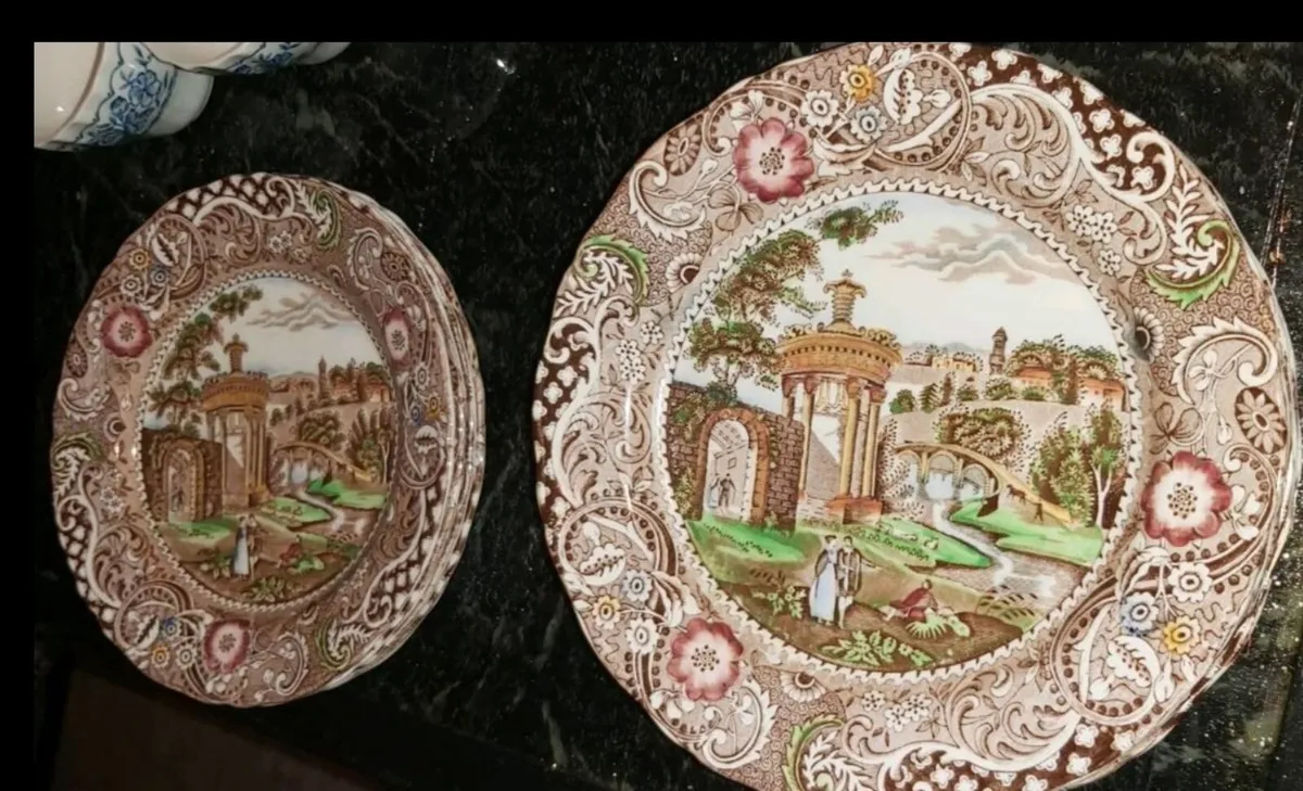 We. R. Midwinter antique plates x9 - Image 1