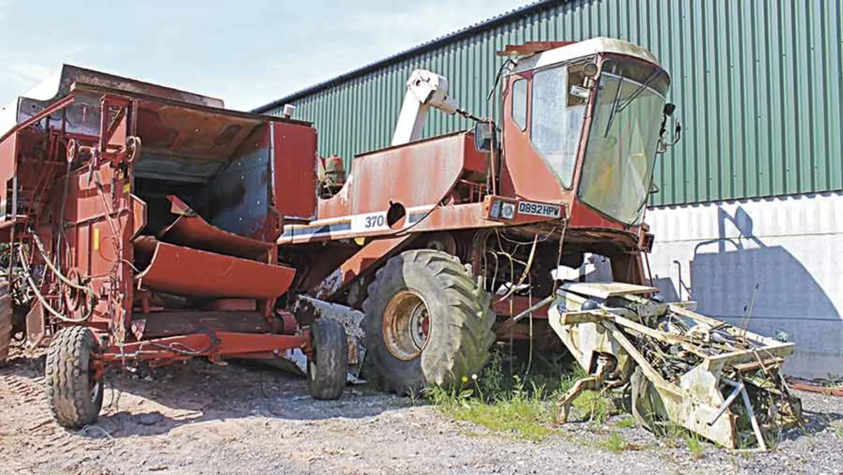 Laverda combine exports - Image 3