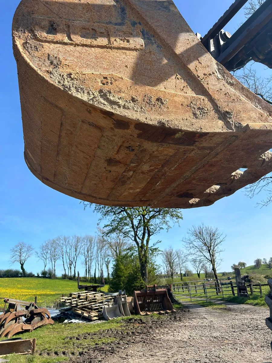 20 Ton 48”/ 1200mm digging bucket - Image 4