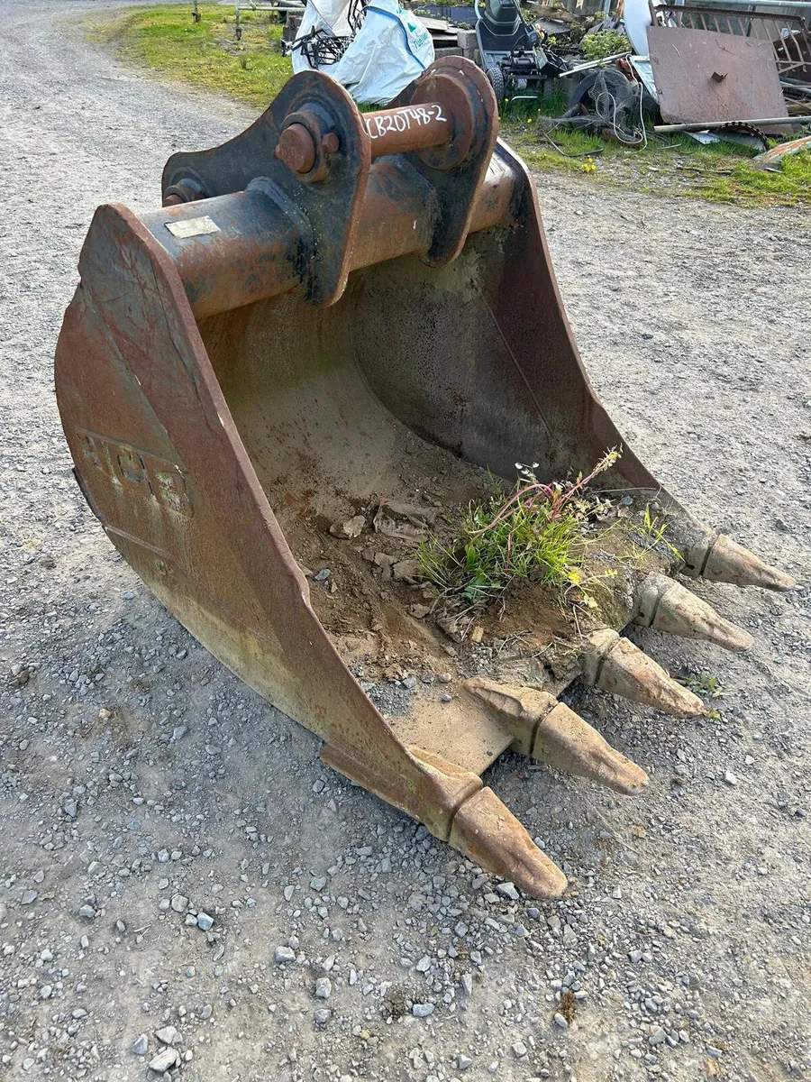 JCB 20 Ton 48”/ 1200mm digging bucket - Image 2