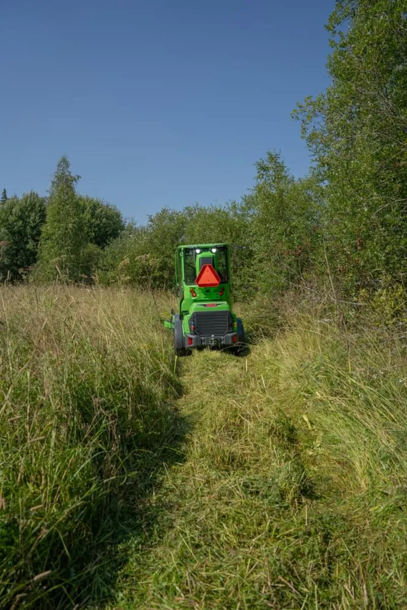 Avant Loaders - Image 4