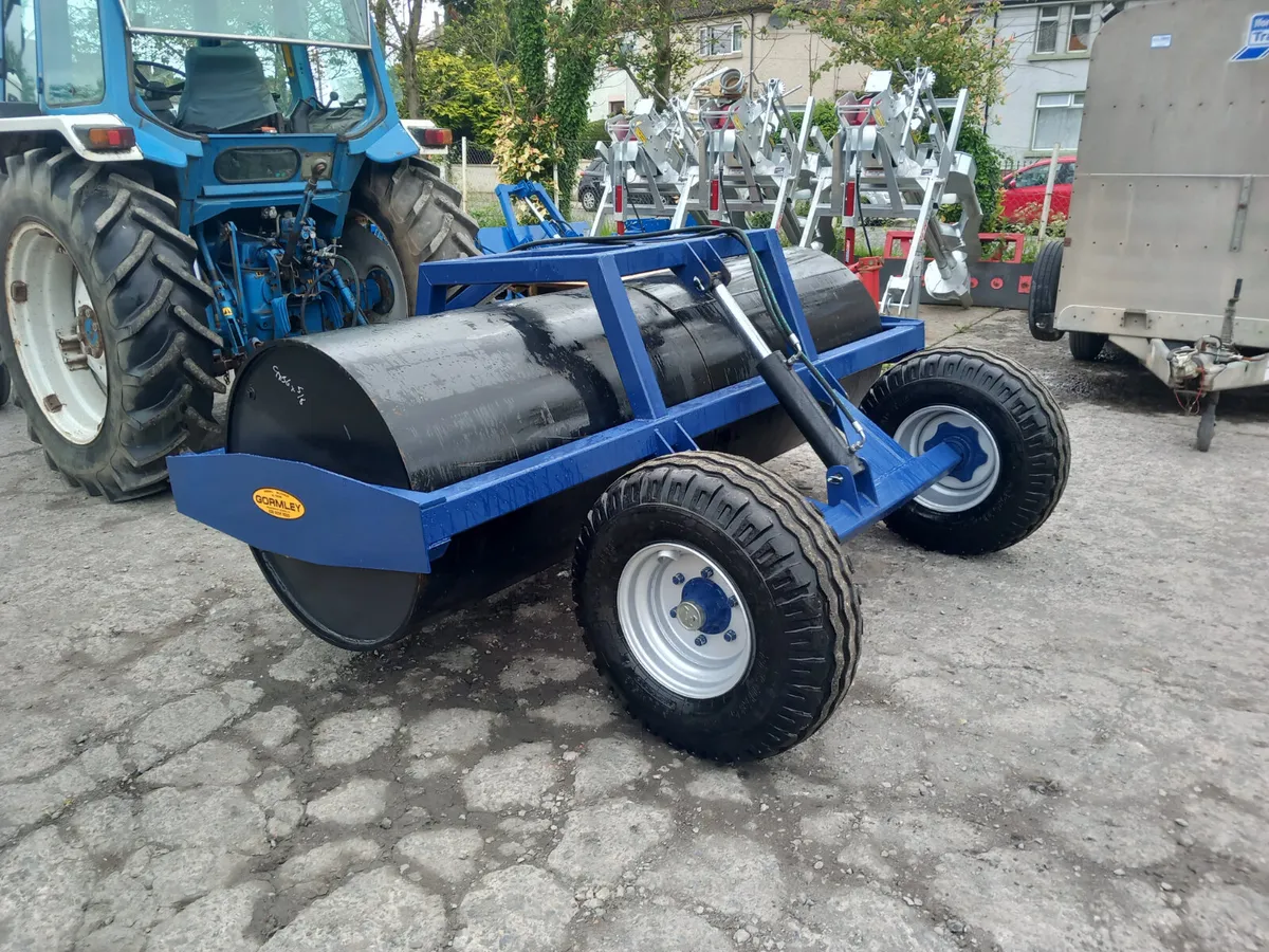 New Land Rollers on wheels - Image 1