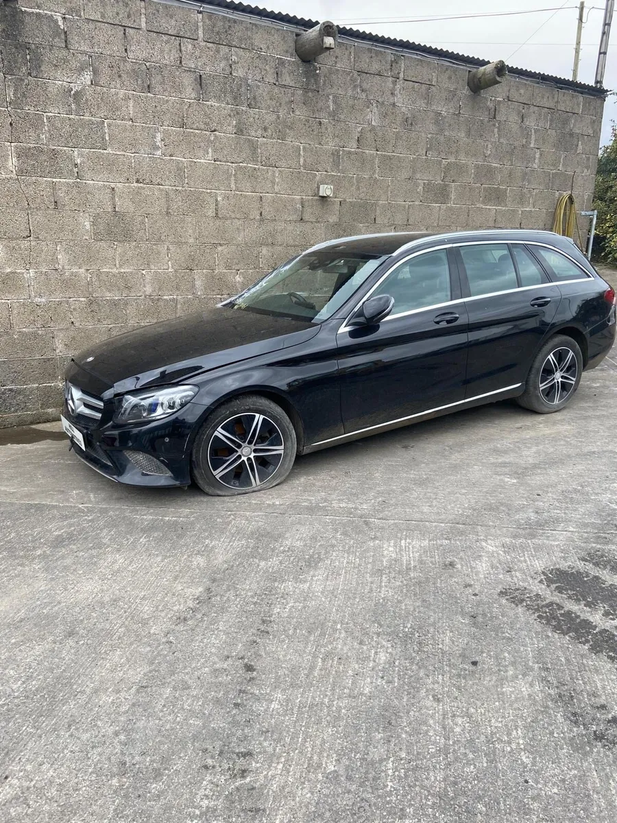 Mercedes c class breaking - Image 3