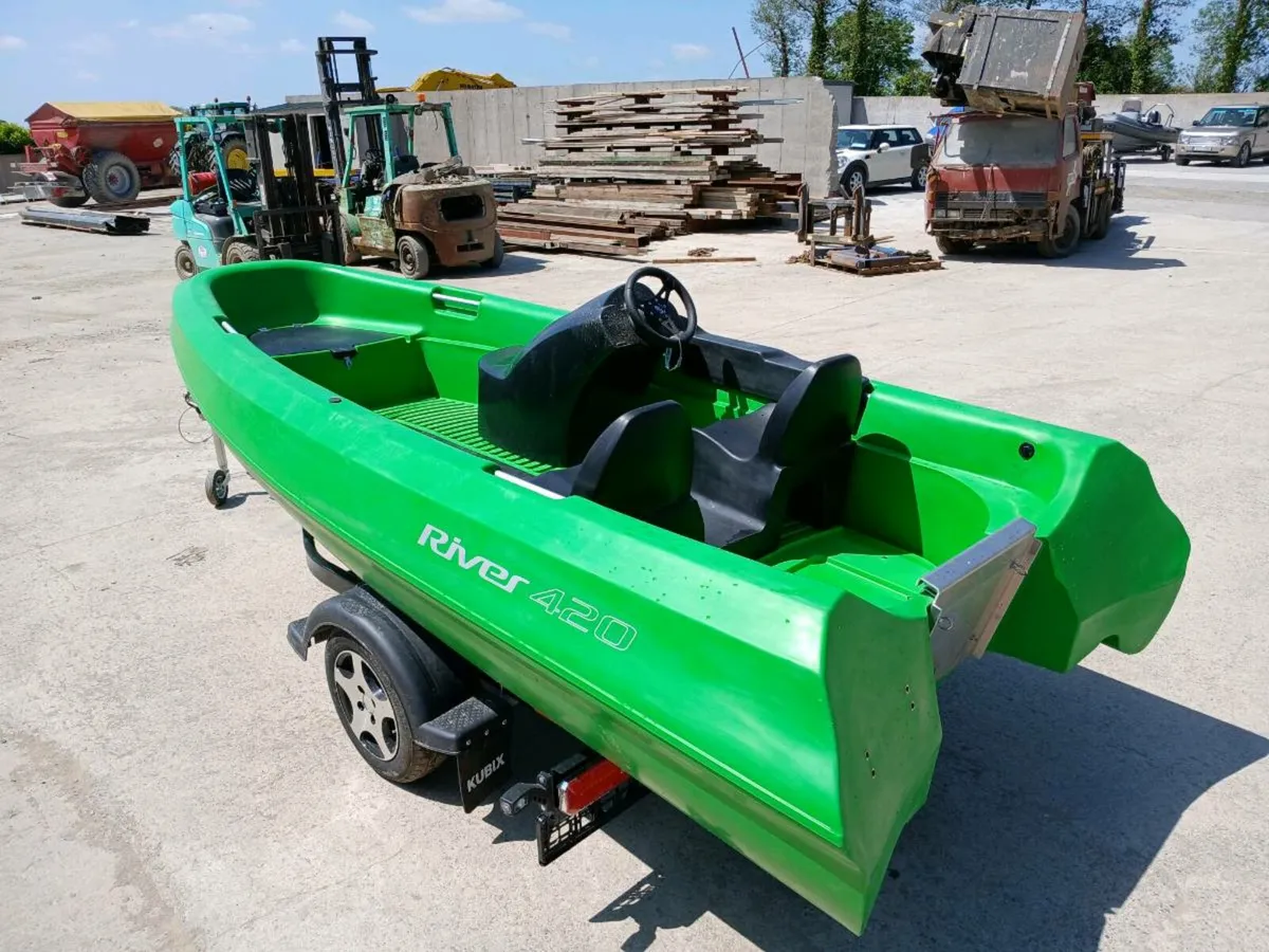 New Rota 420 sports boat(REDUCED) - Image 4