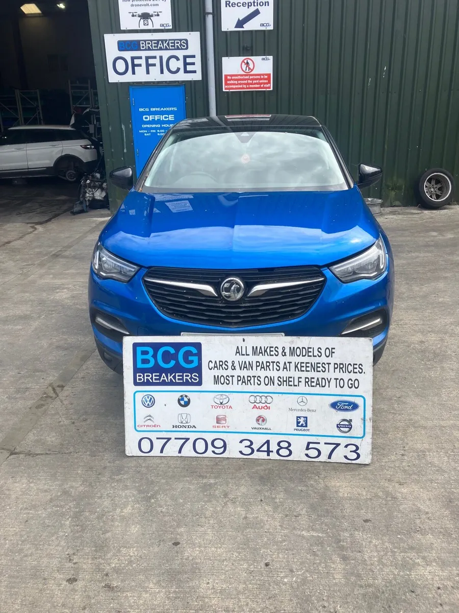 2021 Vauxhall grandland parts breaking - Image 1
