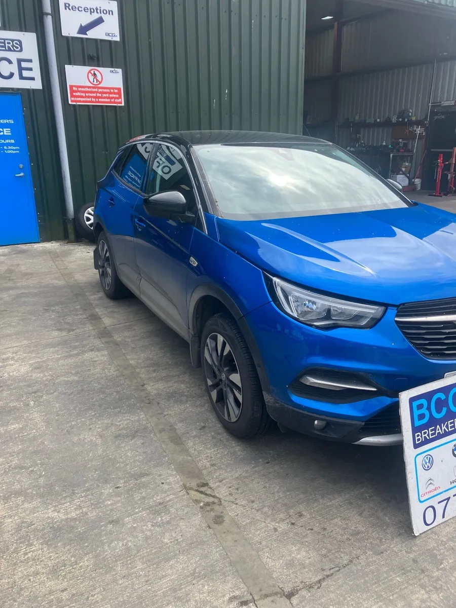 2021 Vauxhall grandland parts breaking - Image 3