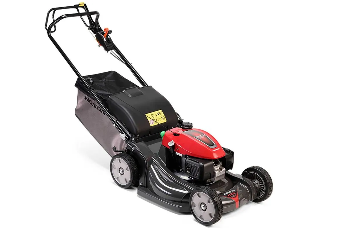 Honda Lawnmowers - FREE Nationwide Delivery - Image 1