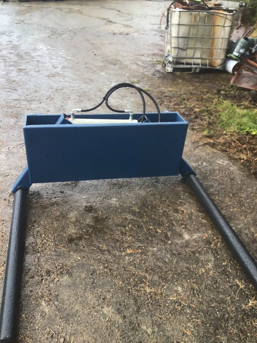 Bale lifters - Image 4