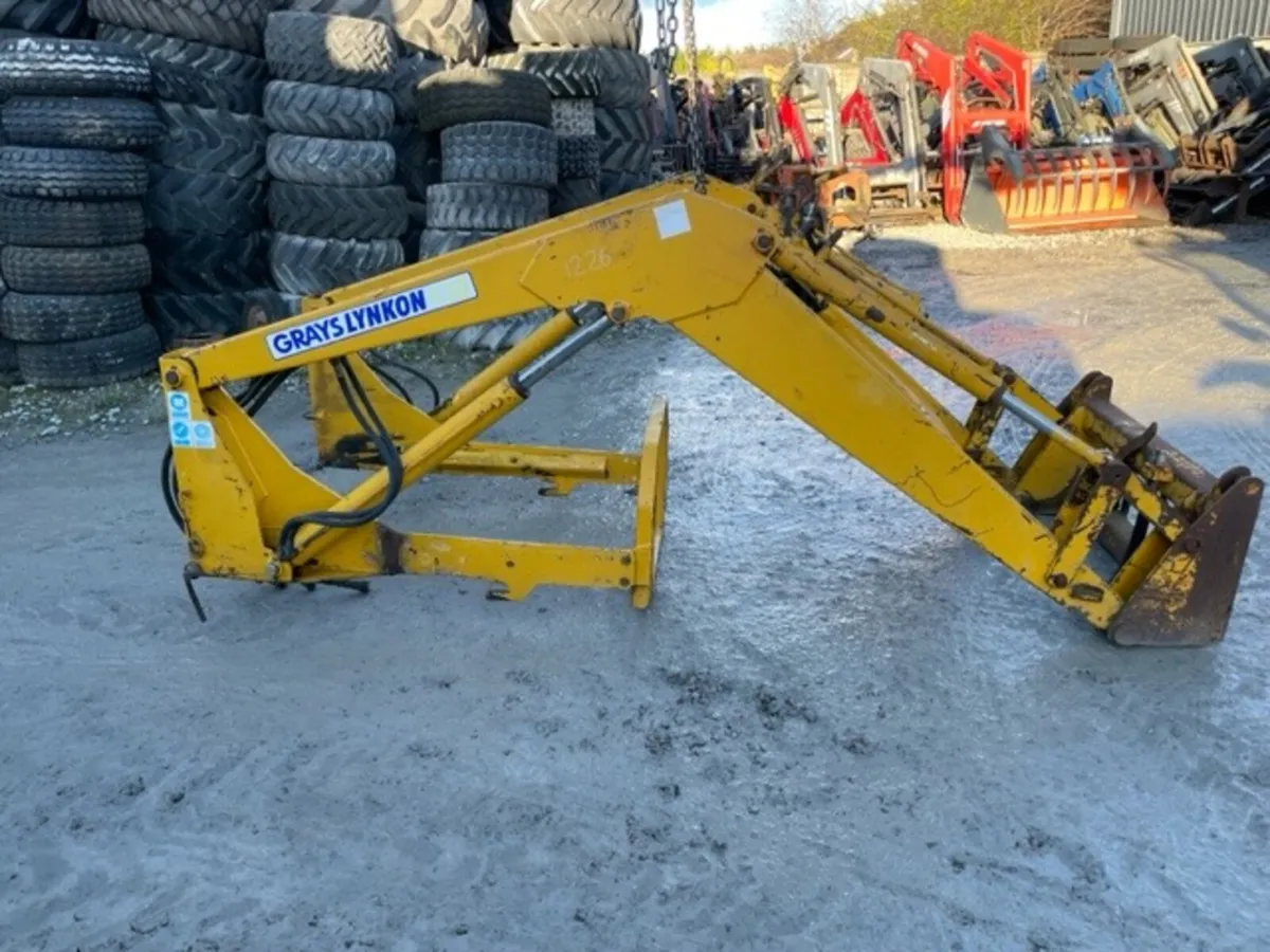 Grays 430 Loader- To Fit NH TS100 TS110 & 7740 Etc - Image 1