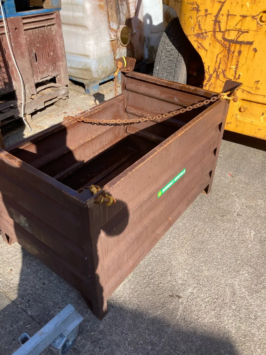 Various sizes Steel bins for sale - Image 1