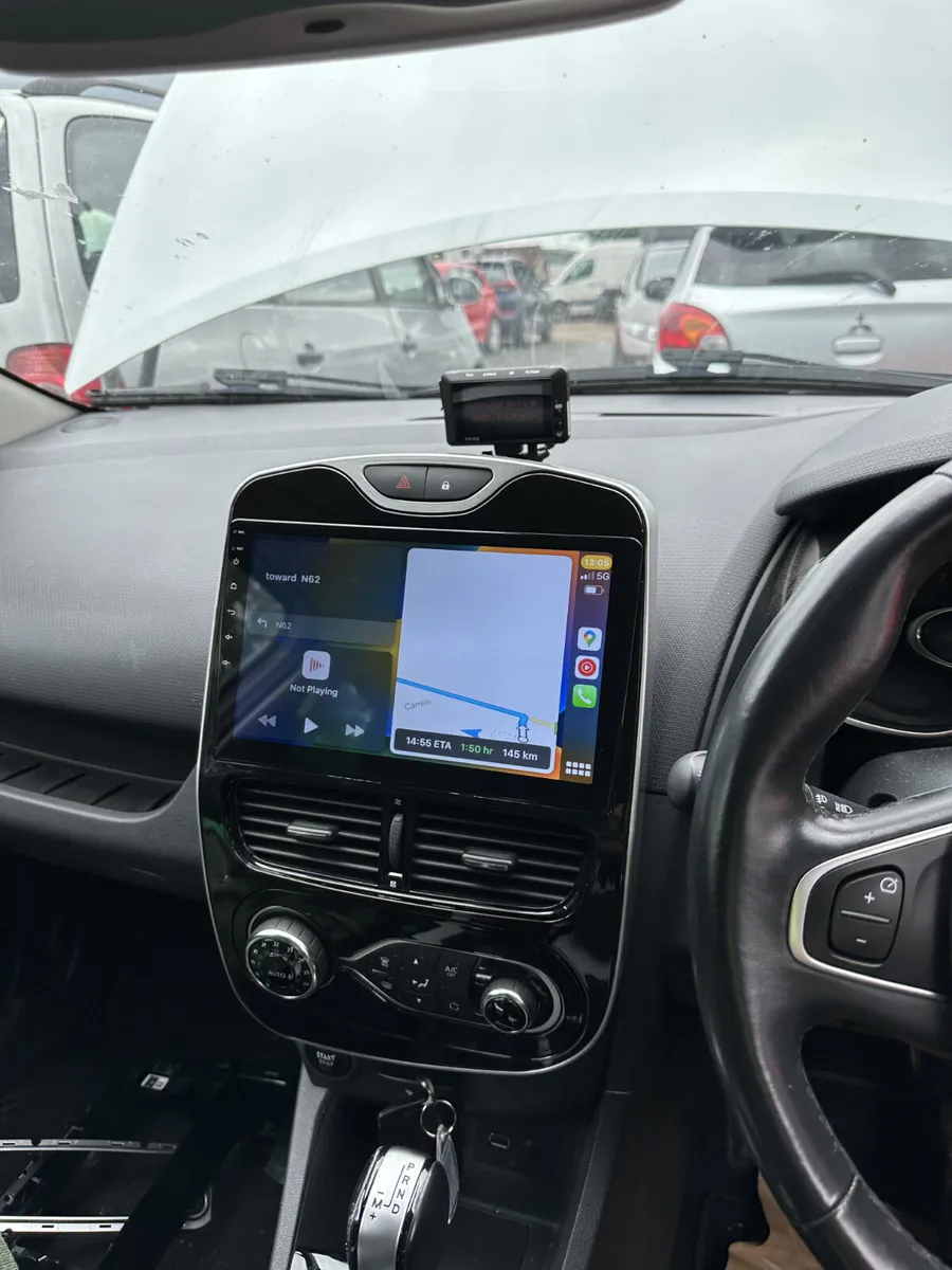 Renault Clio Carplay Android Auto - Image 4
