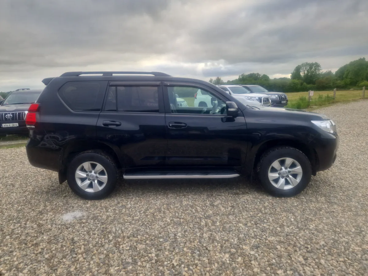 Toyota Land Cruiser Business Class - Image 4