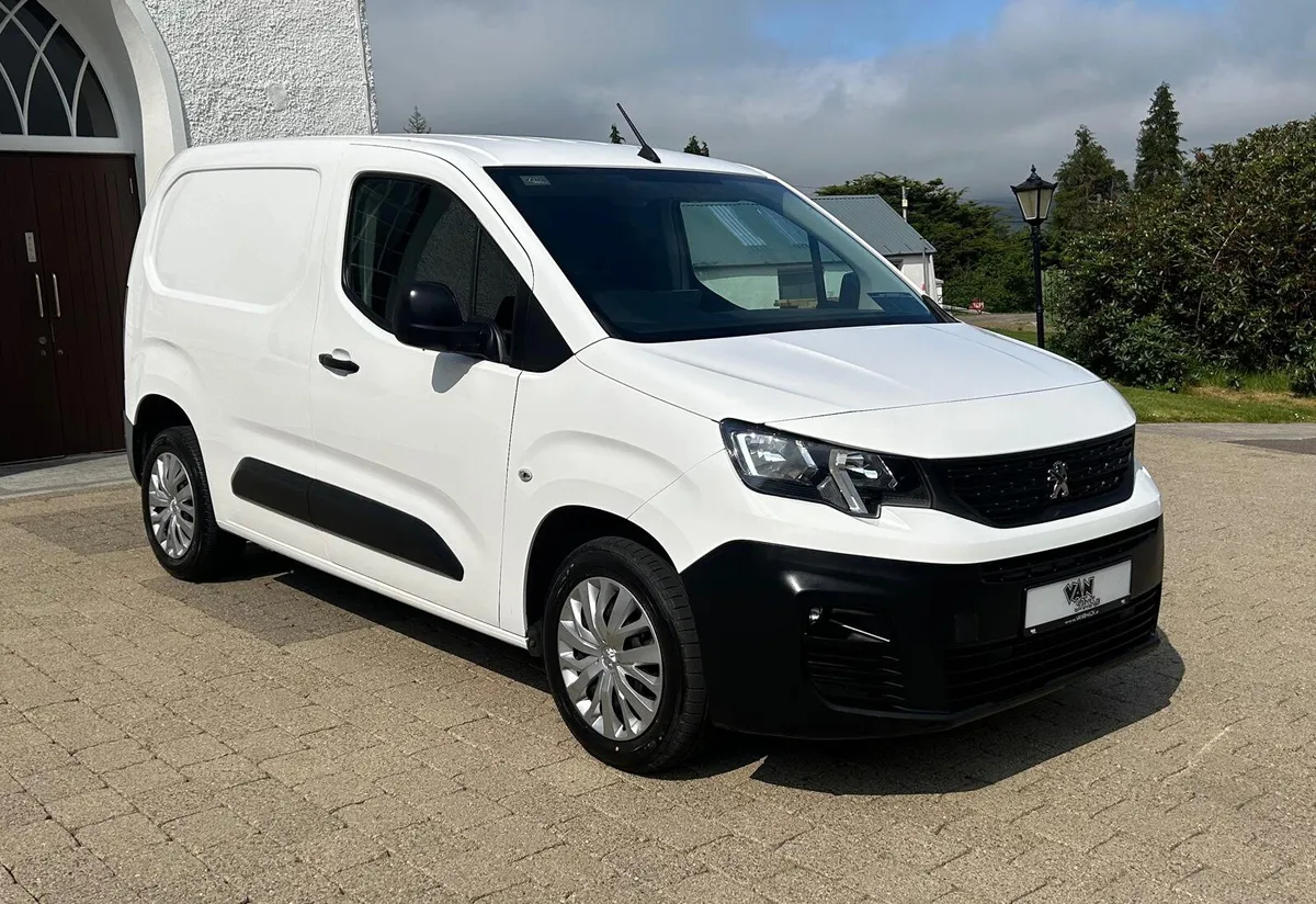 2020 Peugeot Partner Professional Plus 1.5 BlueHDi - Image 1