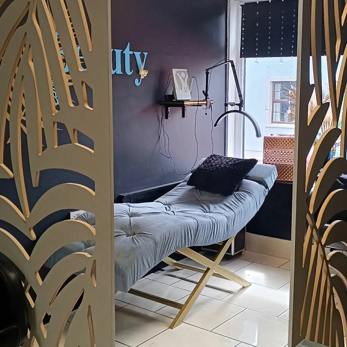 Beauty section for rent day/ week - Image 1