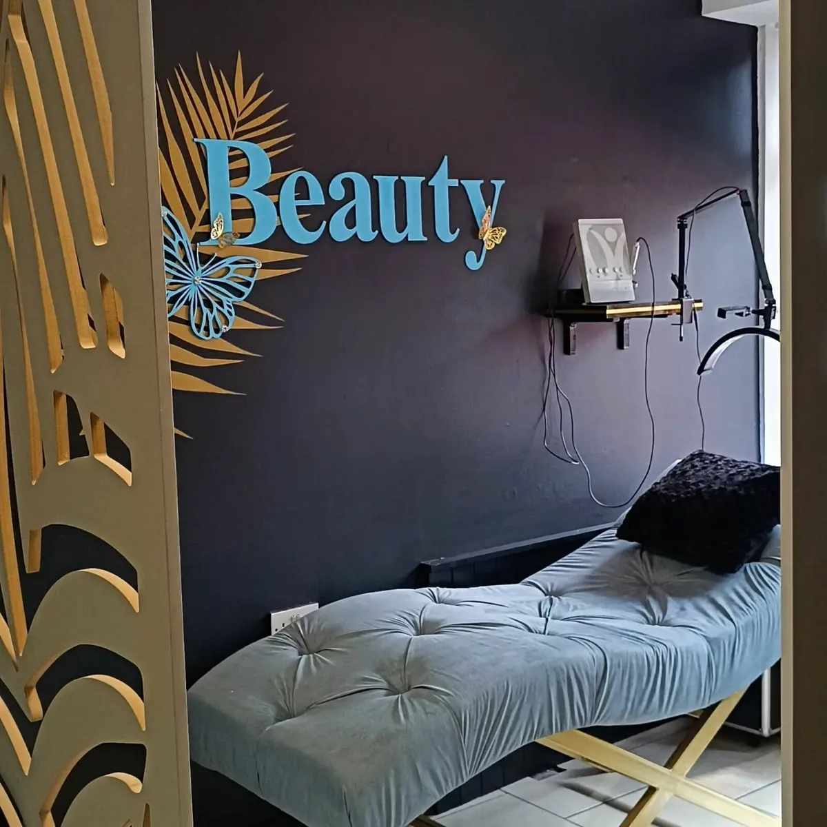 Beauty section for rent day/ week - Image 2