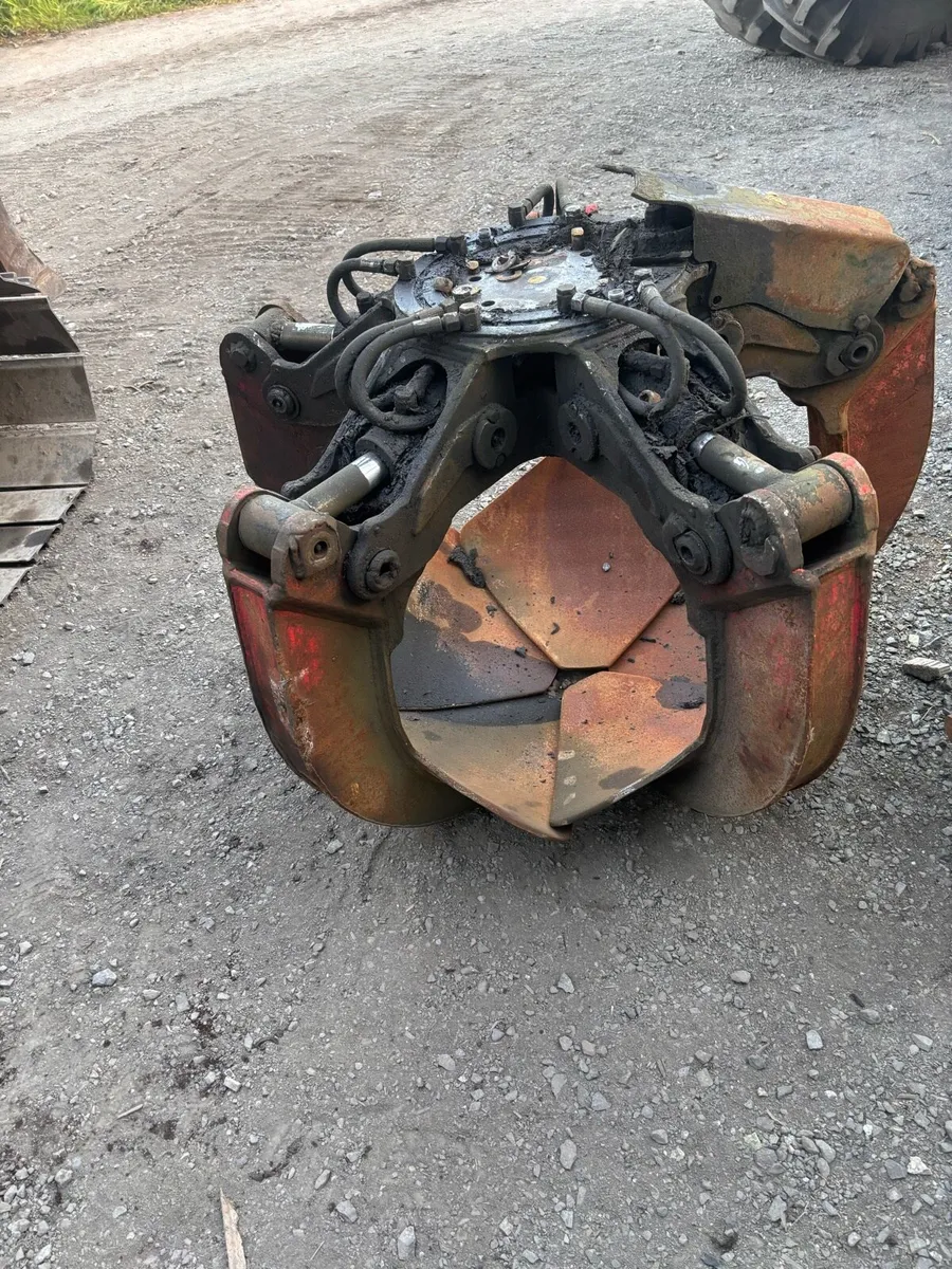 5 finger orange peel scrap grab - Image 1