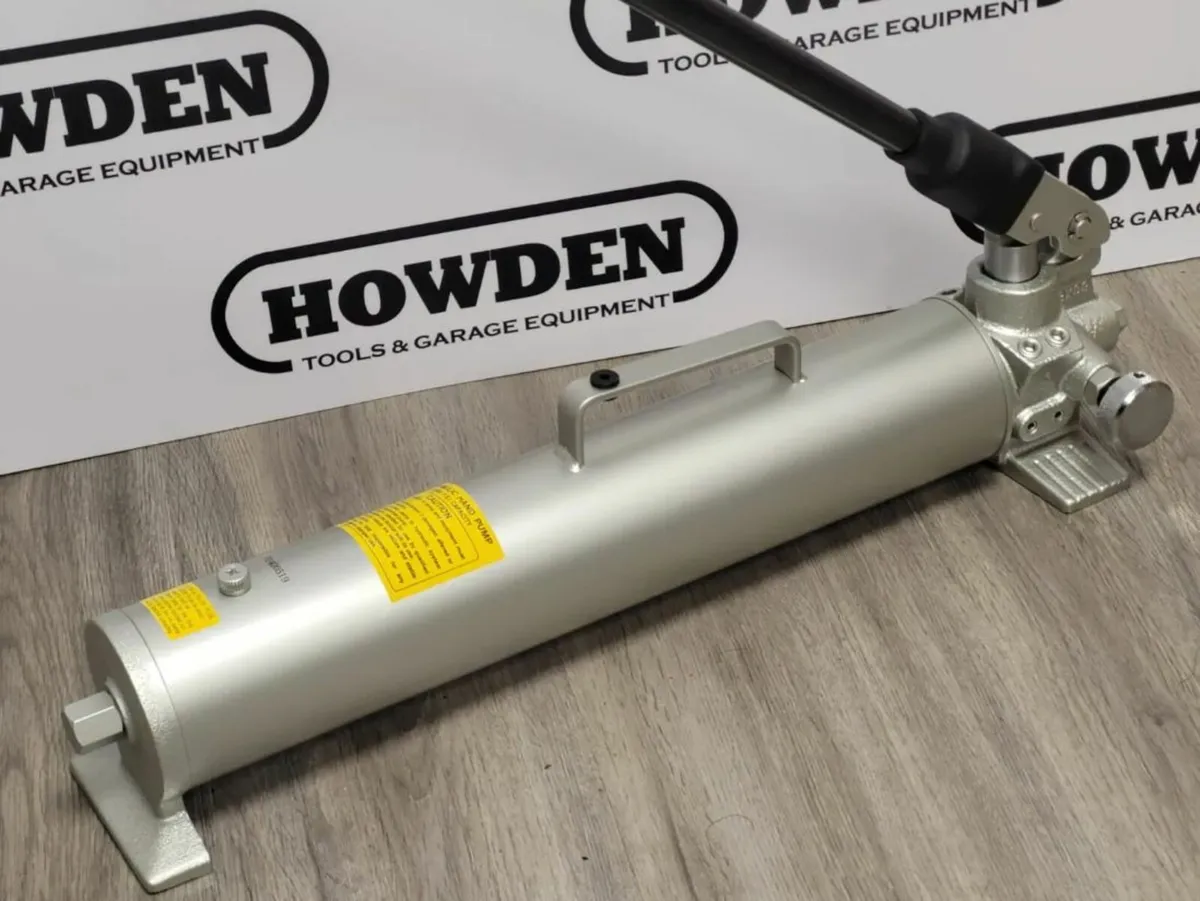 HTM Hydraulic Hand Pump "Single Acting" 1.5LT - Image 3