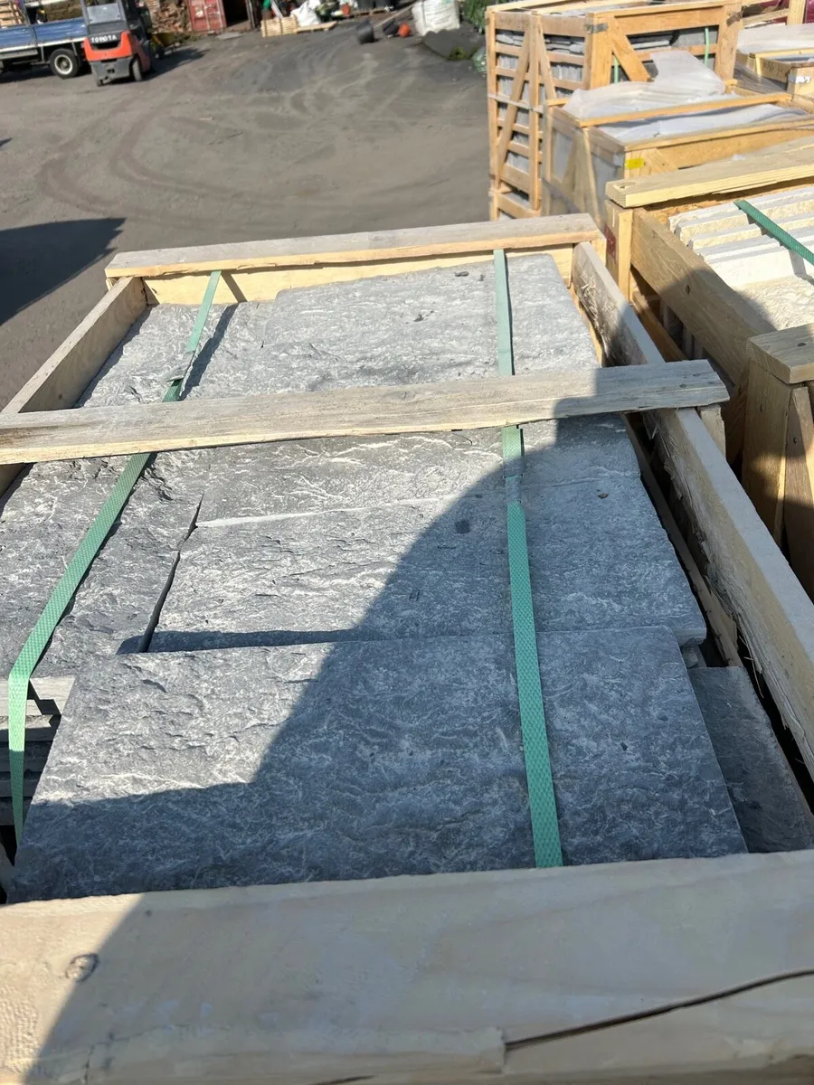 Kilkenny blue limestone cladding 400mm x 200mm - Image 1