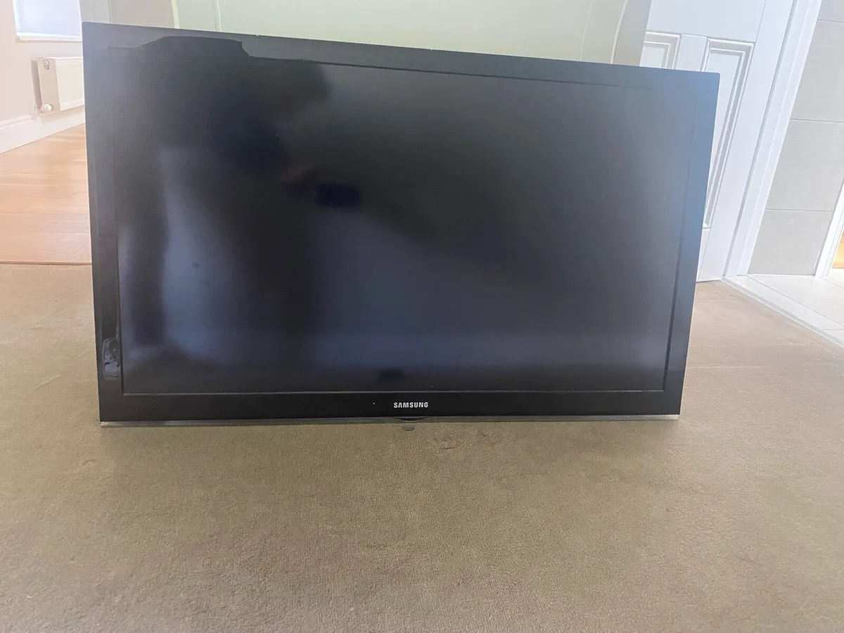 Samsung HD 46” LCD TV - Image 1