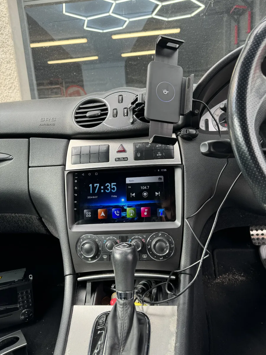 Mercedes C Carplay Android Auto Radio - Image 2