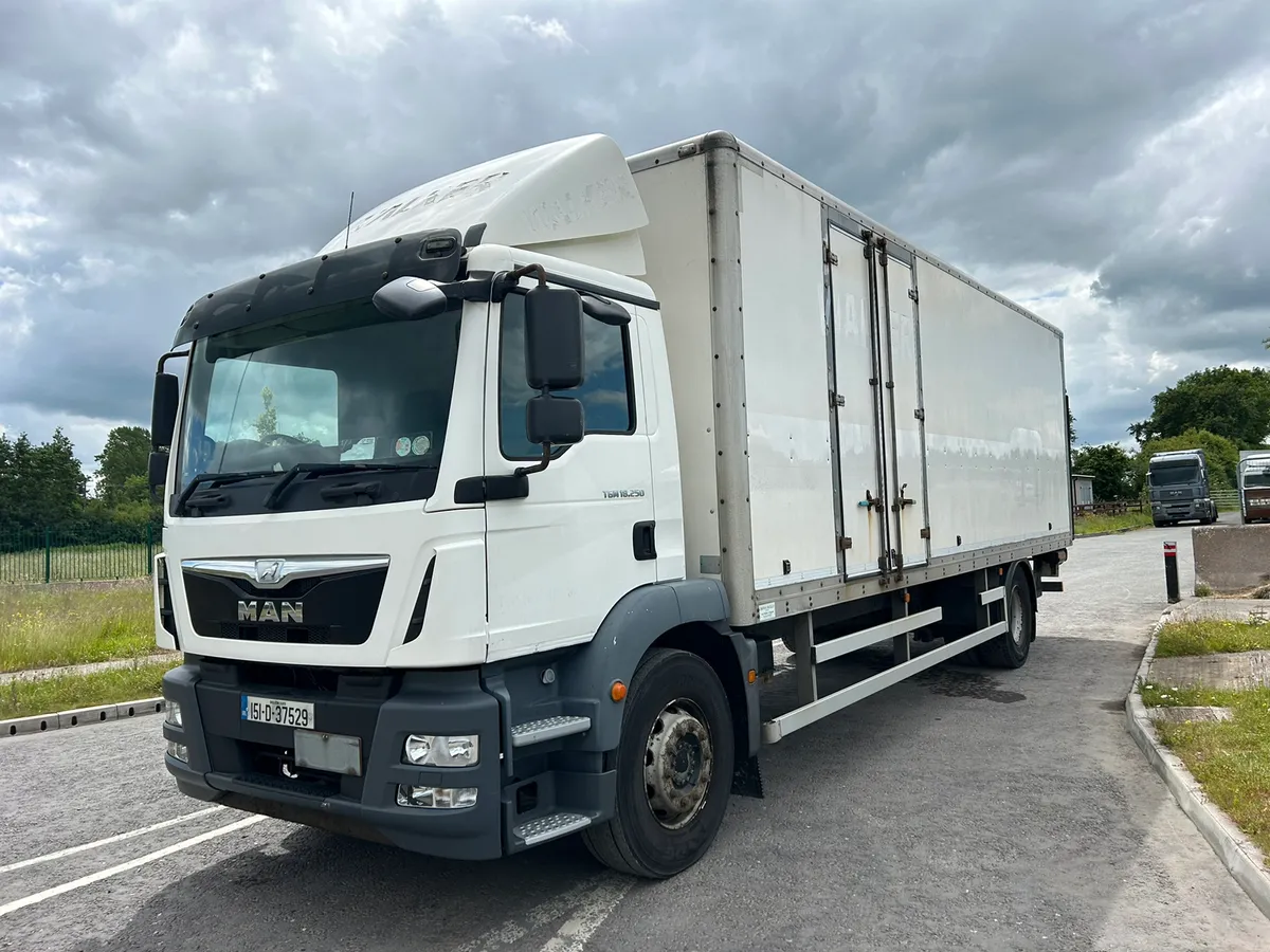 Man 18 Ton Box - Image 3