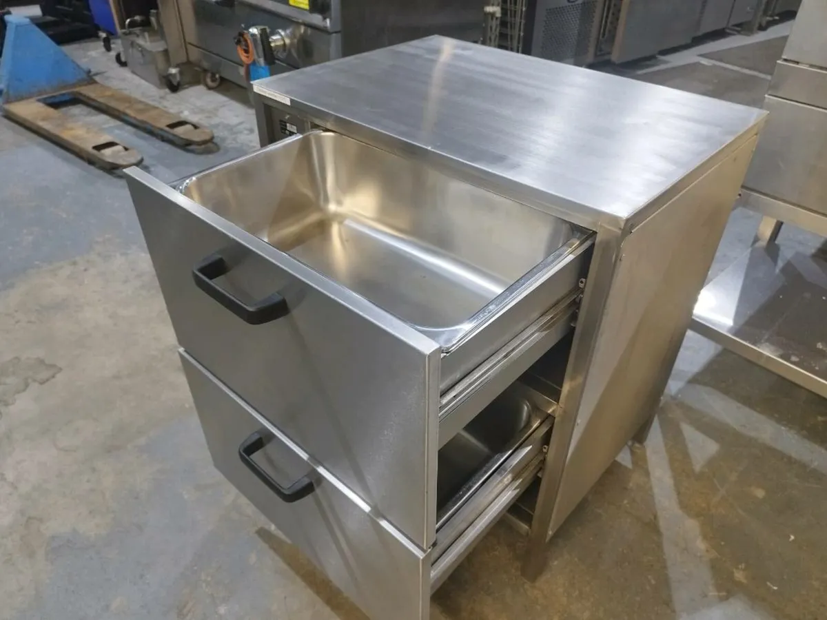 Chicken holding cabinet - Image 1