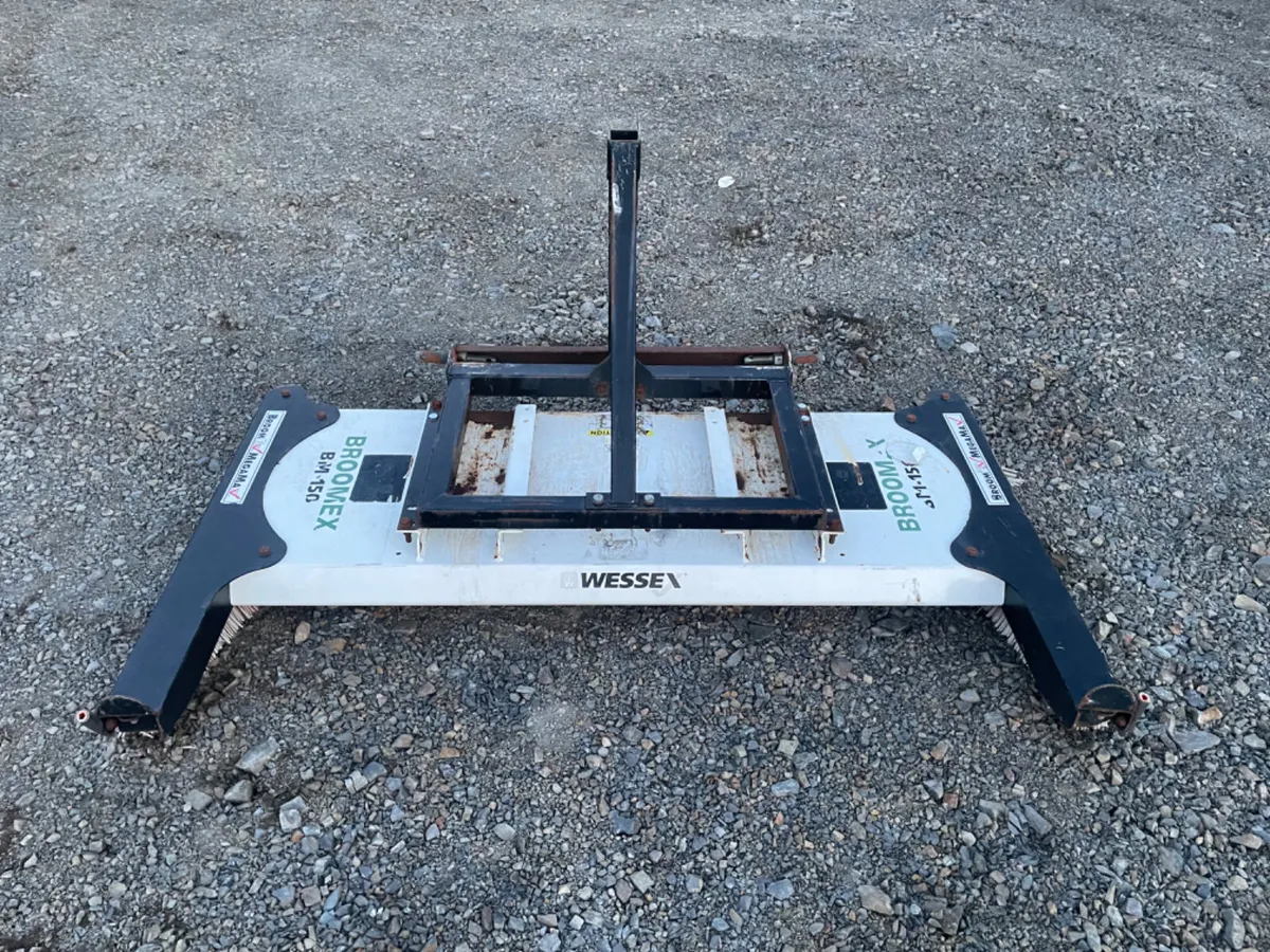 Wessex Broomex BM150 Brush Sweeper - Image 2