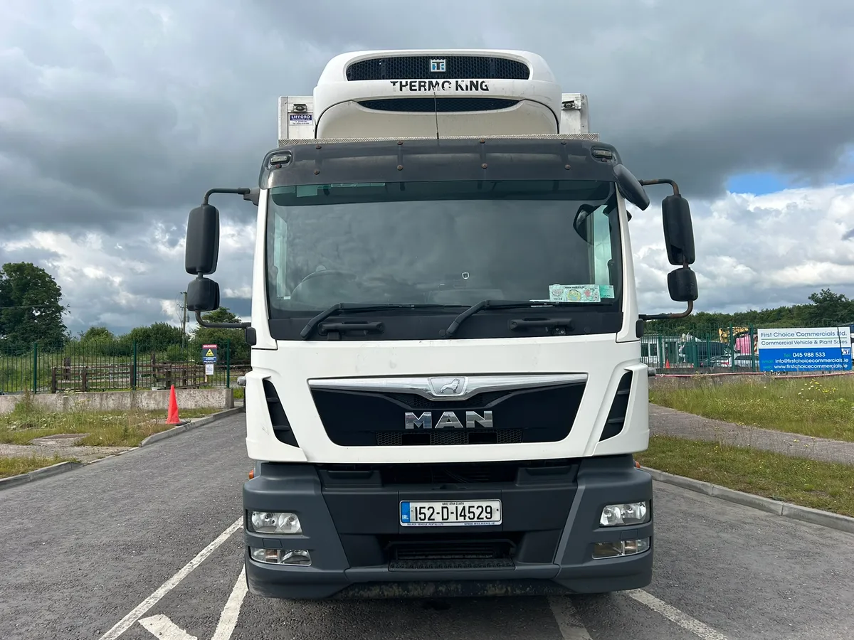 152 Man Fridge - Image 2