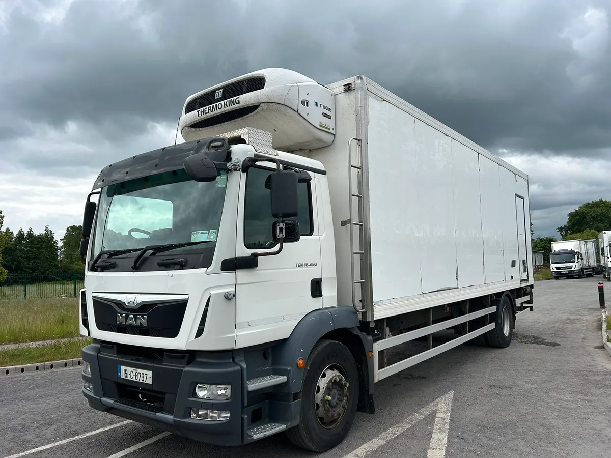 151 Man Fridge - Image 3