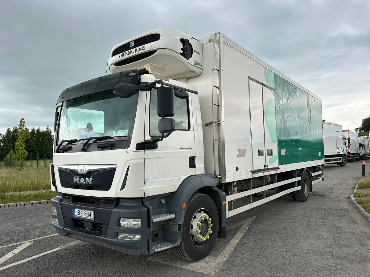 161 Man Fridge - Image 3