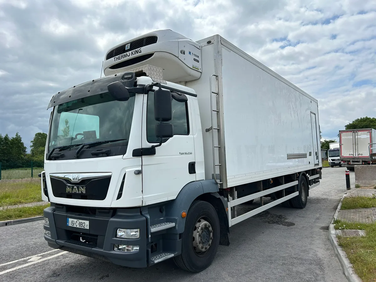 151 Man Fridge - Image 3