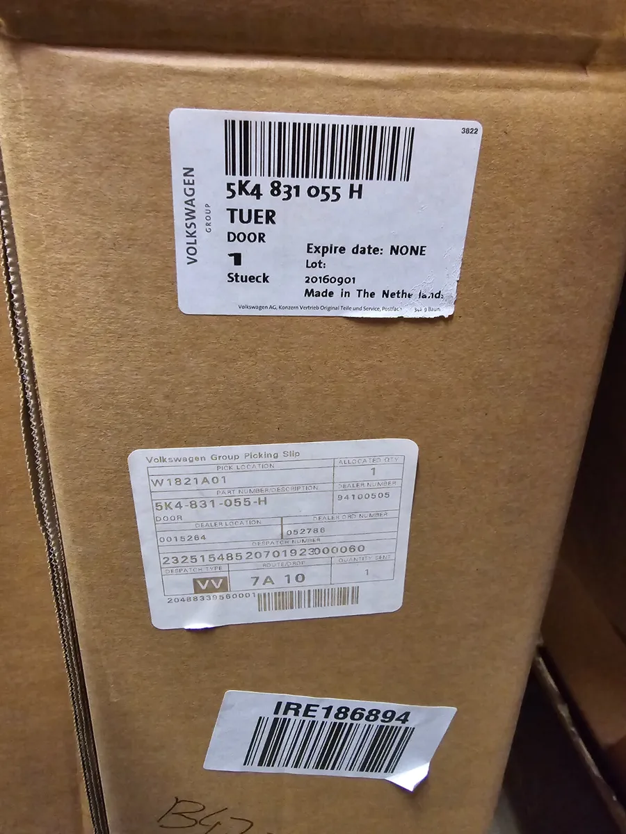 VW GOLF DOOR 5K4831055H - Image 2