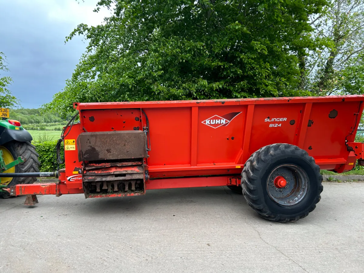 Kuhn Pro Slinger Dung Spreader - Image 1