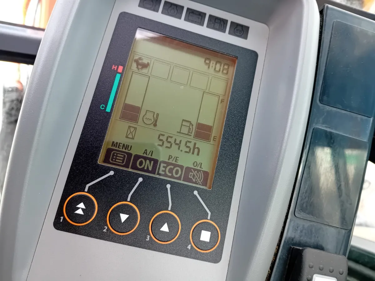 HITACHI 33U-6 2023 YEARS - Image 3