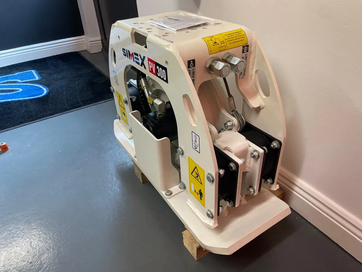 SIMEX PV300 Vibratory plate for excavators - Image 2