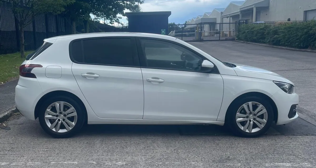 2020 Peugeot 308 High Spec - Image 3