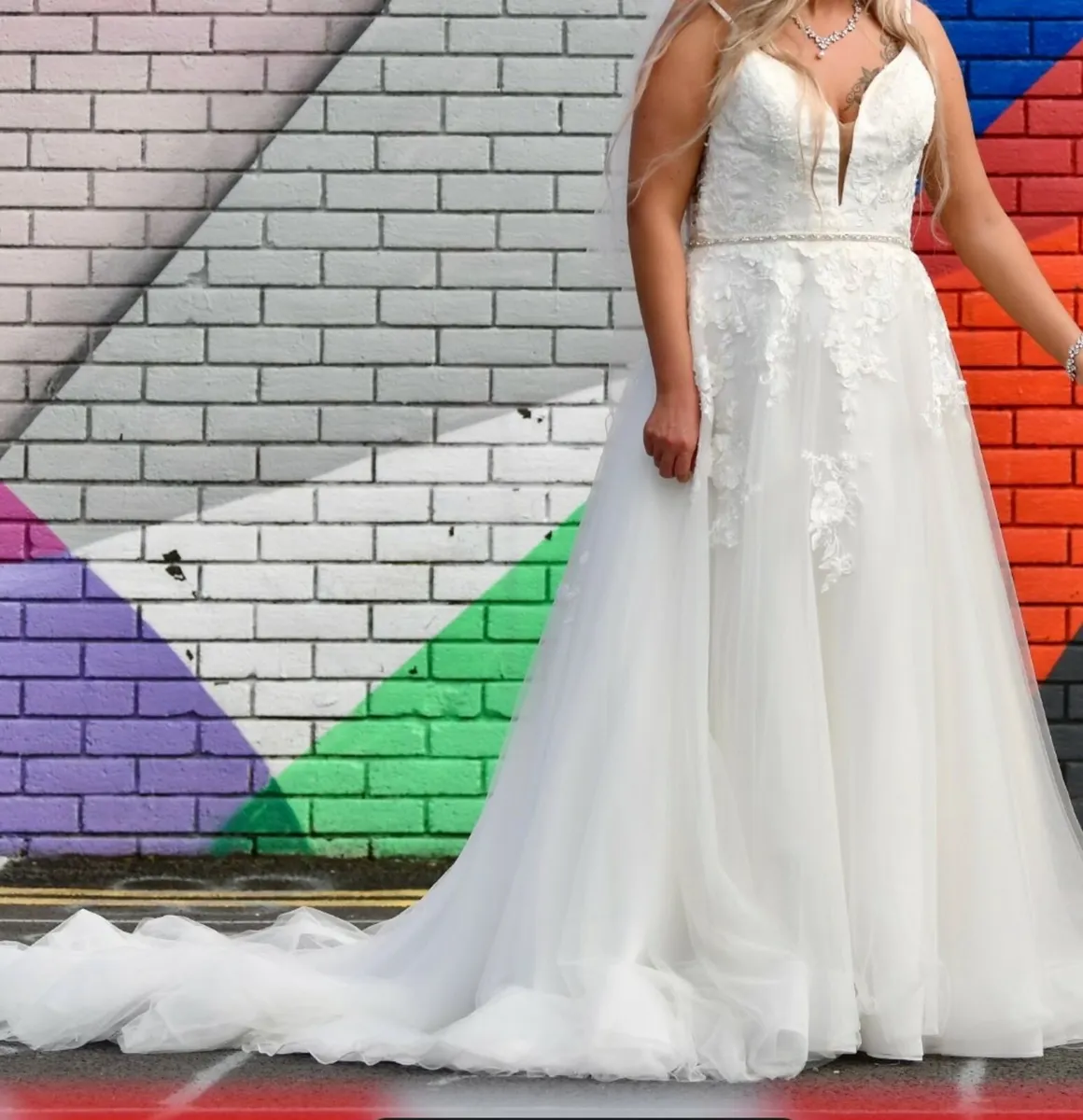 Wedding dress & veil - Image 4