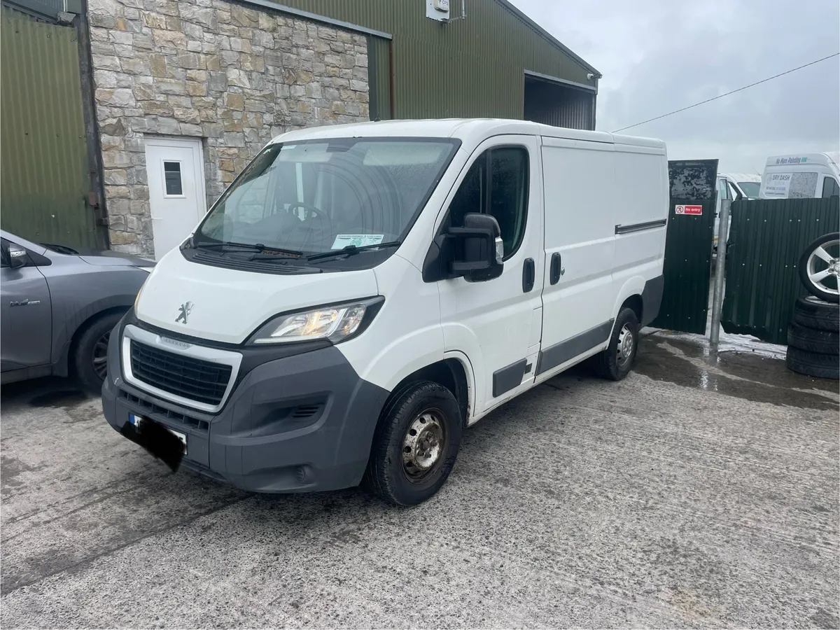 152 Peugeot boxer 2.2 hdi for dismantling