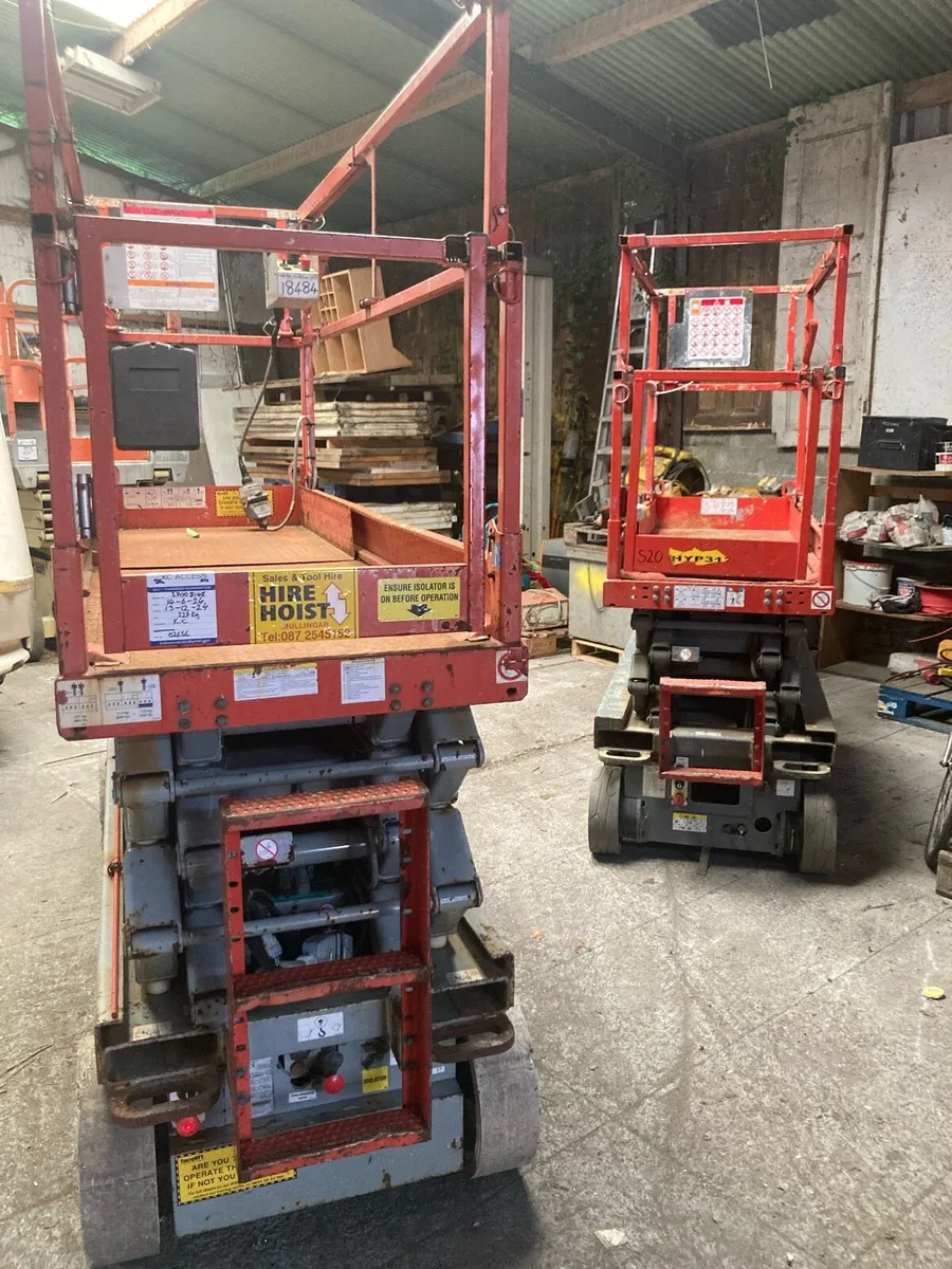 Skyjack 3226 Platform Hoist for sale - Image 2