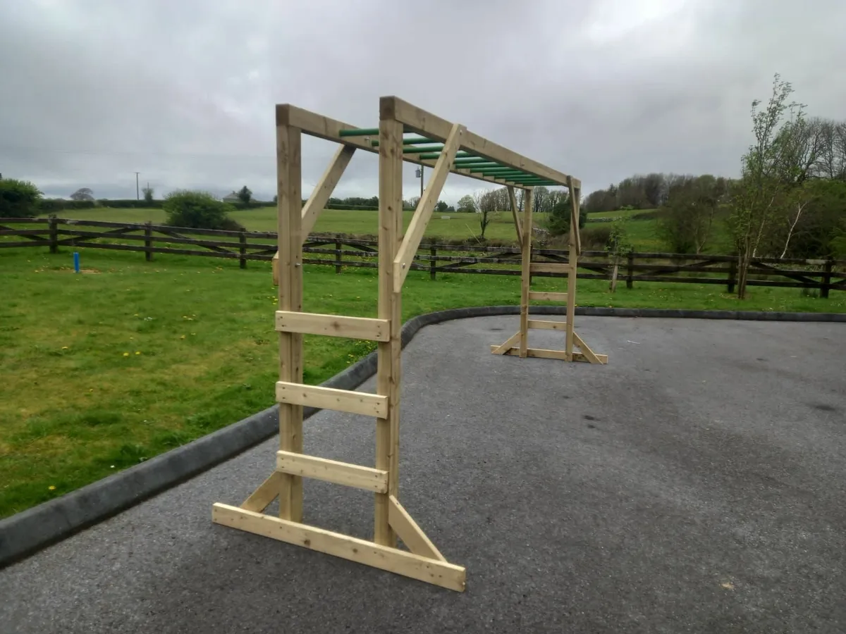 Climbing frame - Image 4