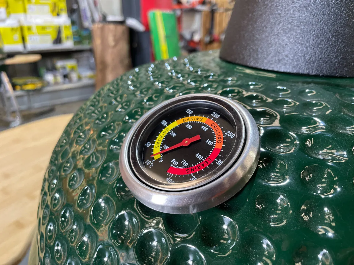 Egg-ceptional 21" Kamado Barbecue Grill With Fold - Image 3