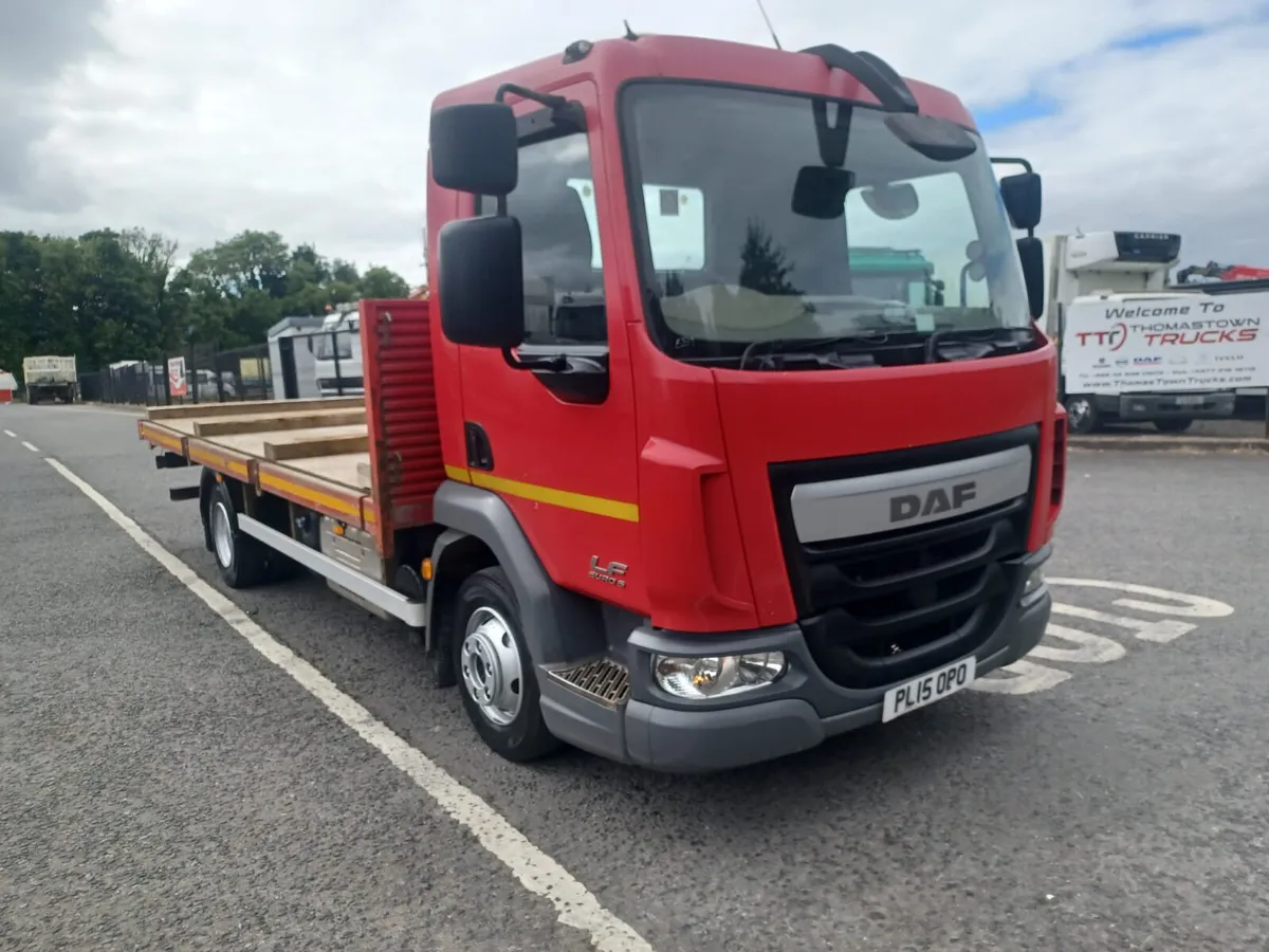 2015 DAF LF 210 Euro 6, 4X2 7 1/2 Ton Gross with 1 - Image 1
