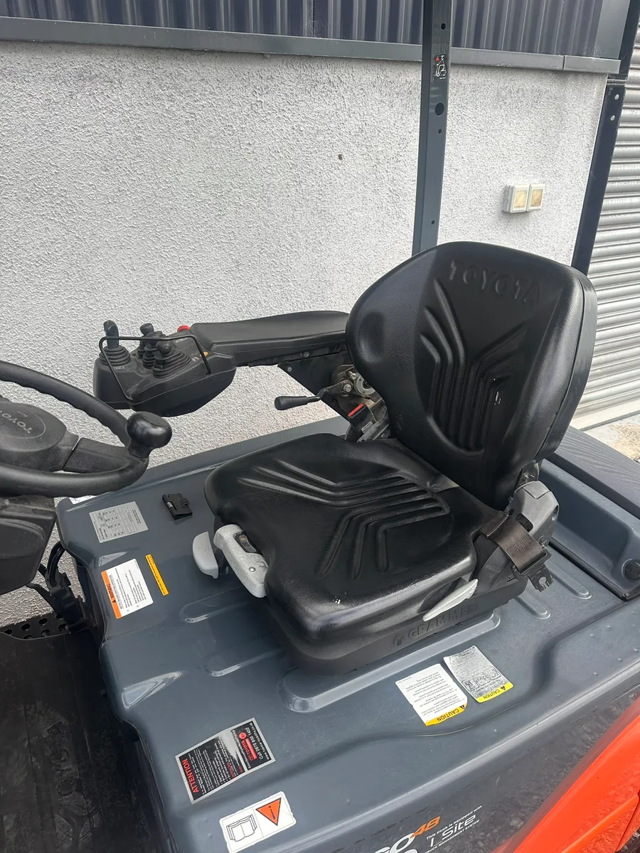 2016 Toyota Electric Forklift - Image 4